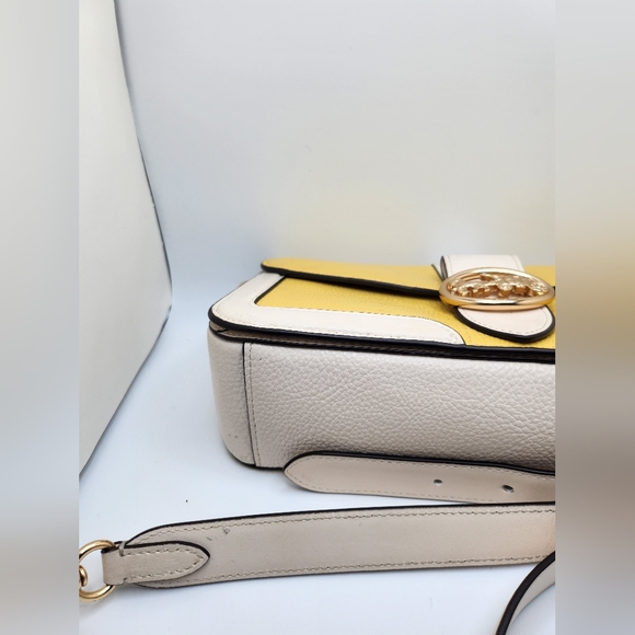 Coach Georgie Shoulder bag in color block. Gold/Retro Yellow/Chalk. - Picture 9 of 10